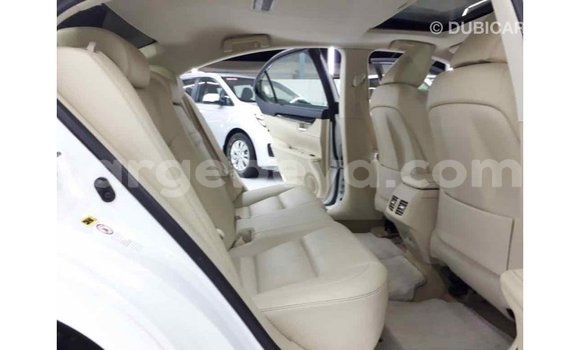 Buy Import Lexus ES White Car in Import - Dubai in Ethiopia Buy Import Lexus ES White Car in Import - Dubai in Ethiopia