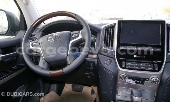 Buy Import Toyota Land Cruiser Black Car in Import - Dubai in Ethiopia Buy Import Toyota Land Cruiser Black Car in Import - Dubai in Ethiopia