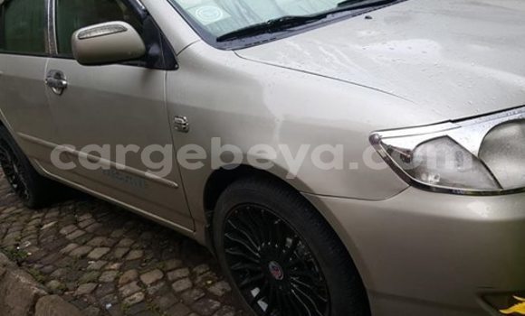 Acheter Occasion Voiture Toyota Corolla Beige à Addis Ababa, Ethiopie Acheter Occasion Voiture Toyota Corolla Beige à Addis Ababa, Ethiopie