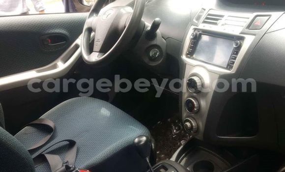 Acheter Occasion Voiture Toyota Yaris Bleu à Addis Ababa, Ethiopie Acheter Occasion Voiture Toyota Yaris Bleu à Addis Ababa, Ethiopie