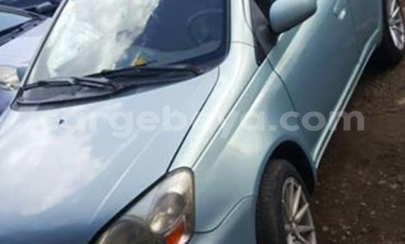 Acheter Occasion Voiture Toyota Platz Bleu à Addis Ababa, Ethiopie Acheter Occasion Voiture Toyota Platz Bleu à Addis Ababa, Ethiopie