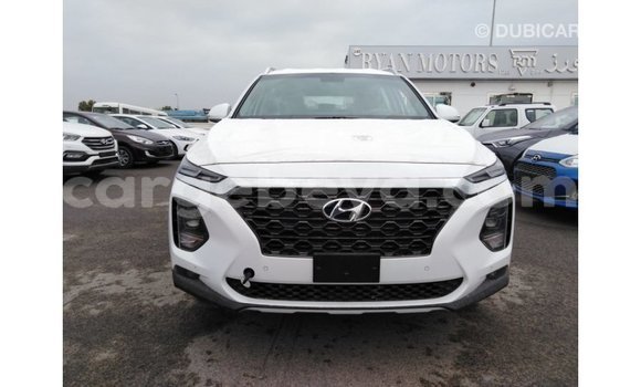 Imported Hyundai Santa Fe White Makiinaa iti Import - Dubai keessatti Ethiopia keessatti Imported Hyundai Santa Fe White Makiinaa iti Import - Dubai keessatti Ethiopia keessatti