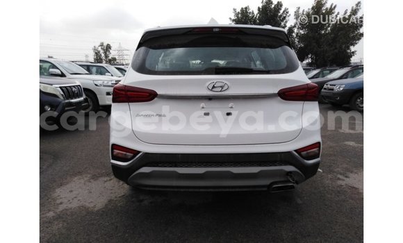 Imported Hyundai Santa Fe White Makiinaa iti Import - Dubai keessatti Ethiopia keessatti Imported Hyundai Santa Fe White Makiinaa iti Import - Dubai keessatti Ethiopia keessatti