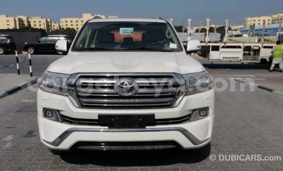 Buy Import Toyota Land Cruiser White Car in Import - Dubai in Ethiopia Buy Import Toyota Land Cruiser White Car in Import - Dubai in Ethiopia