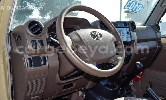 Buy Import Toyota Land Cruiser Beige Car in Import - Dubai in Ethiopia Buy Import Toyota Land Cruiser Beige Car in Import - Dubai in Ethiopia