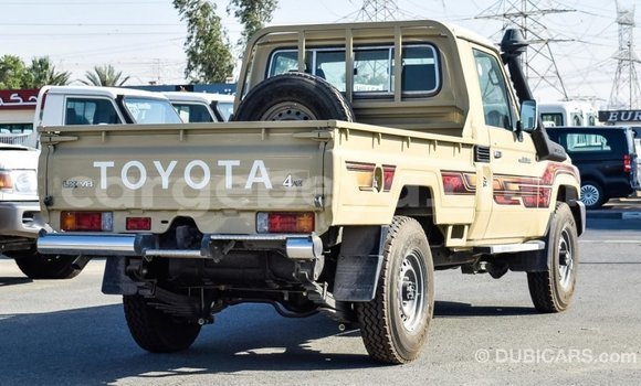 Buy Import Toyota Land Cruiser Beige Car in Import - Dubai in Ethiopia Buy Import Toyota Land Cruiser Beige Car in Import - Dubai in Ethiopia
