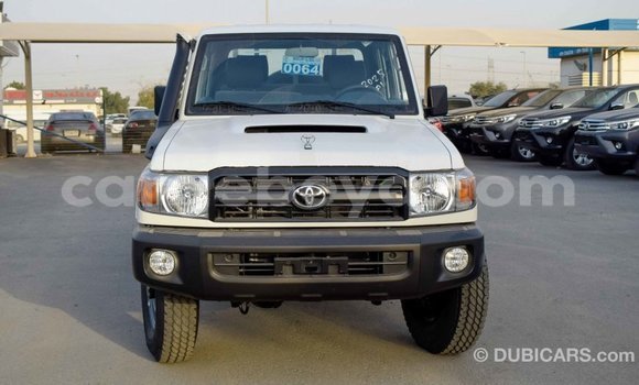 Buy Import Toyota Pickup White Car in Import - Dubai in Ethiopia Buy Import Toyota Pickup White Car in Import - Dubai in Ethiopia