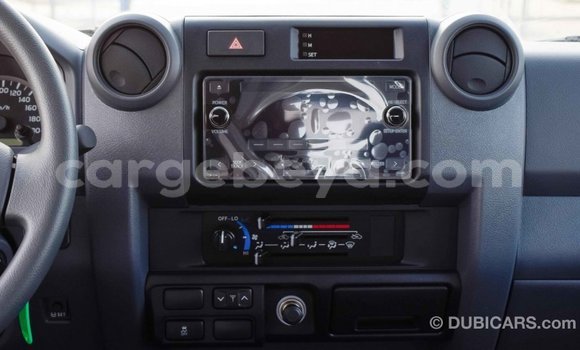 Buy Import Toyota Pickup White Car in Import - Dubai in Ethiopia Buy Import Toyota Pickup White Car in Import - Dubai in Ethiopia