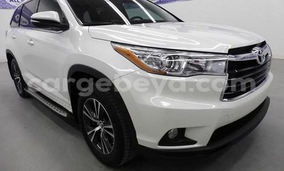 Buy Used Toyota Highlander White Car in Bahir–Dar in Ethiopia Buy Used Toyota Highlander White Car in Bahir–Dar in Ethiopia
