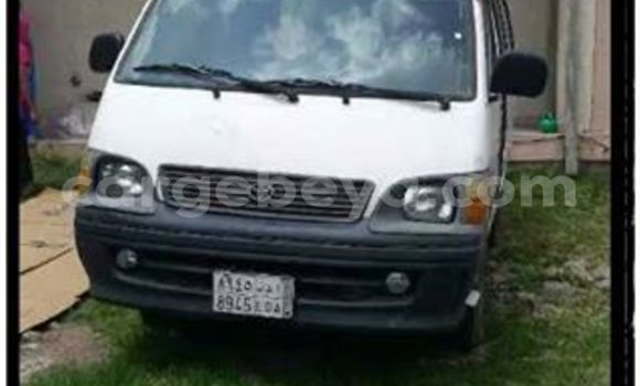 Buy Used Toyota Hiace White Car in Addis–Ababa in Ethiopia Buy Used Toyota Hiace White Car in Addis–Ababa in Ethiopia
