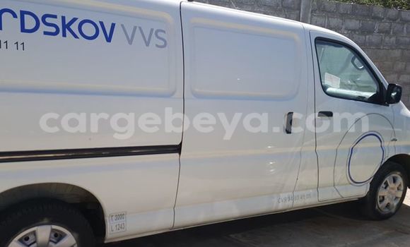 Buy Used Toyota Hiace White Car in Addis–Ababa in Ethiopia Buy Used Toyota Hiace White Car in Addis–Ababa in Ethiopia