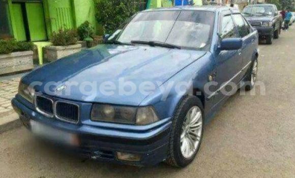 Buy Used BMW 3–Series Blue Car in Addis–Ababa in Ethiopia