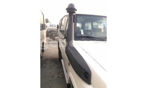 Buy Import Toyota Land Cruiser White Car in Import - Dubai in Ethiopia Buy Import Toyota Land Cruiser White Car in Import - Dubai in Ethiopia