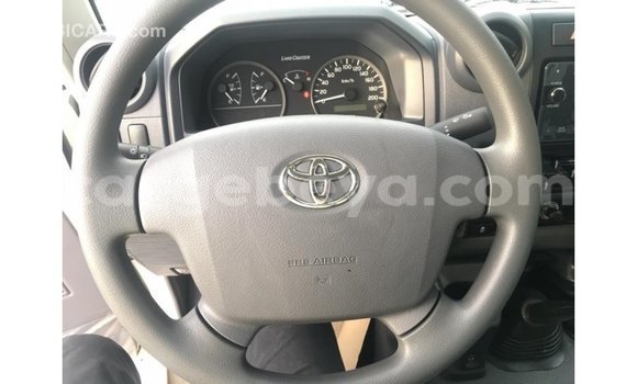 Buy Import Toyota Land Cruiser White Car in Import - Dubai in Ethiopia Buy Import Toyota Land Cruiser White Car in Import - Dubai in Ethiopia