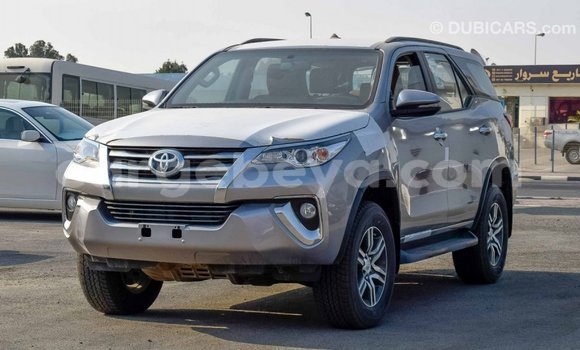 Imported Toyota Fortuner Other Makiinaa iti Import - Dubai keessatti Ethiopia keessatti Imported Toyota Fortuner Other Makiinaa iti Import - Dubai keessatti Ethiopia keessatti