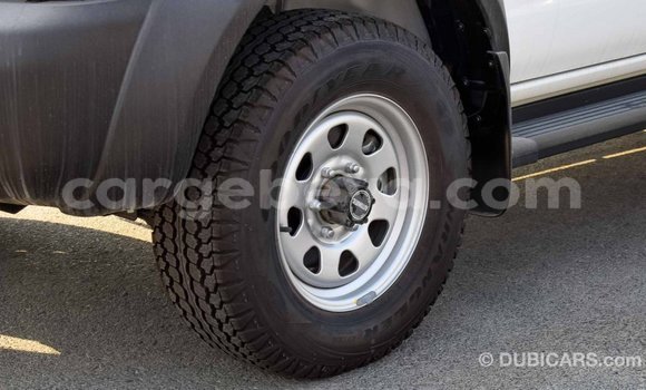 Buy Import Nissan NP 300 White Car in Import - Dubai in Ethiopia Buy Import Nissan NP 300 White Car in Import - Dubai in Ethiopia