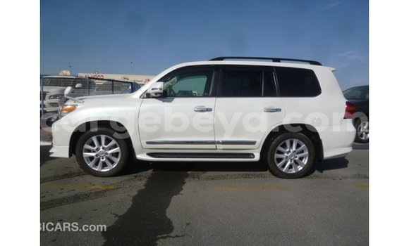Buy Import Toyota Land Cruiser White Car in Import - Dubai in Ethiopia Buy Import Toyota Land Cruiser White Car in Import - Dubai in Ethiopia