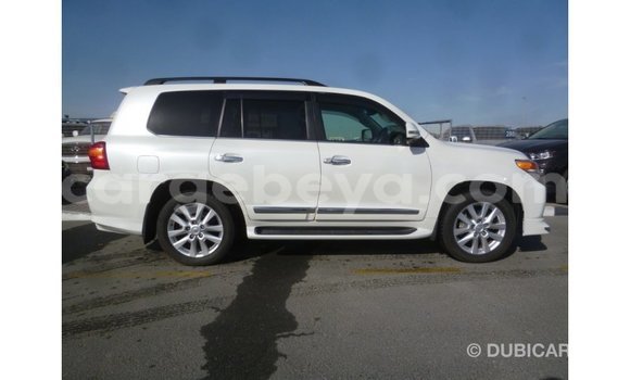 Buy Import Toyota Land Cruiser White Car in Import - Dubai in Ethiopia Buy Import Toyota Land Cruiser White Car in Import - Dubai in Ethiopia