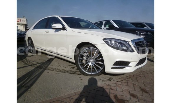 Buy Import Mercedes-Benz 190 White Car in Import - Dubai in Ethiopia Buy Import Mercedes-Benz 190 White Car in Import - Dubai in Ethiopia