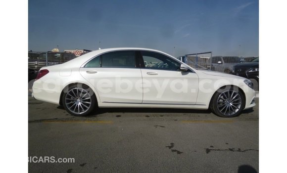 Buy Import Mercedes-Benz 190 White Car in Import - Dubai in Ethiopia Buy Import Mercedes-Benz 190 White Car in Import - Dubai in Ethiopia