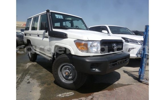 Buy Import Toyota Land Cruiser White Car in Import - Dubai in Ethiopia Buy Import Toyota Land Cruiser White Car in Import - Dubai in Ethiopia
