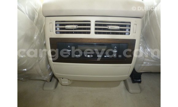 Acheter Import Voiture Toyota Land Cruiser Noir à Import - Dubai, Ethiopie Acheter Import Voiture Toyota Land Cruiser Noir à Import - Dubai, Ethiopie