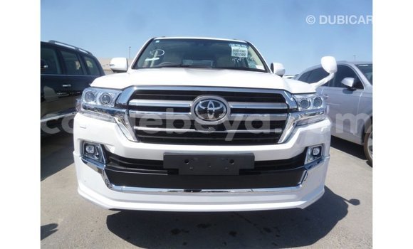 Buy Import Toyota Land Cruiser White Car in Import - Dubai in Ethiopia Buy Import Toyota Land Cruiser White Car in Import - Dubai in Ethiopia