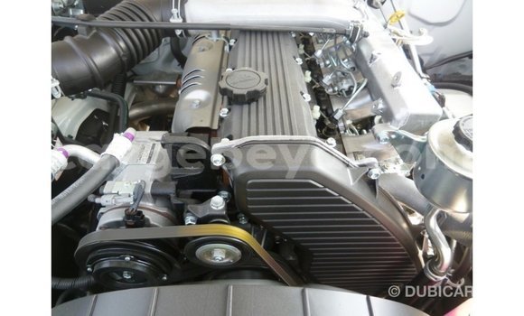 ይግዙ Imported Toyota Land Cruiser ነጭ መኪና በ Import - Dubai በ ኢትዮጵያ ይግዙ Imported Toyota Land Cruiser ነጭ መኪና በ Import - Dubai በ ኢትዮጵያ