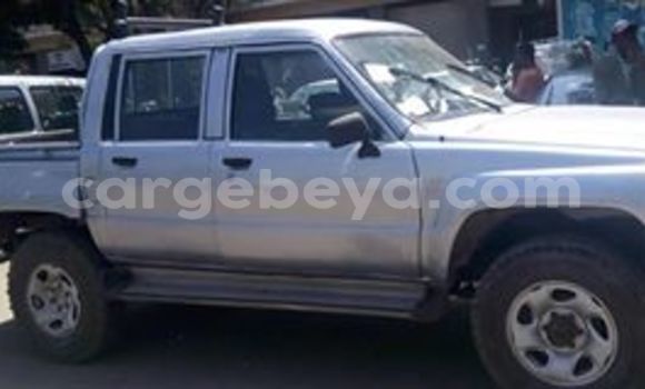 Buy Used Toyota Hilux Silver Car in Addis–Ababa in Ethiopia Buy Used Toyota Hilux Silver Car in Addis–Ababa in Ethiopia
