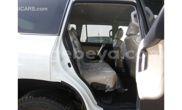 ይግዙ Imported Toyota Prado ነጭ መኪና በ Import - Dubai በ ኢትዮጵያ ይግዙ Imported Toyota Prado ነጭ መኪና በ Import - Dubai በ ኢትዮጵያ