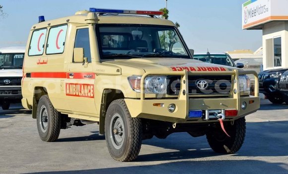 Buy New Toyota Land Cruiser Beige Car in Abiy Adi in Tigray Buy New Toyota Land Cruiser Beige Car in Abiy Adi in Tigray