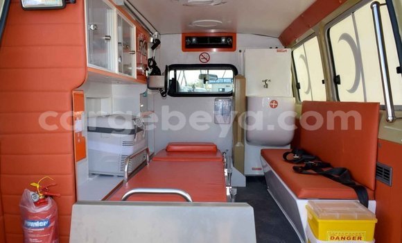 Buy New Toyota Land Cruiser Beige Car in Abiy Adi in Tigray Buy New Toyota Land Cruiser Beige Car in Abiy Adi in Tigray