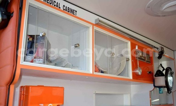 Buy New Toyota Land Cruiser Beige Car in Abiy Adi in Tigray Buy New Toyota Land Cruiser Beige Car in Abiy Adi in Tigray