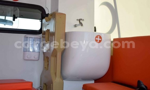 Buy New Toyota Land Cruiser Beige Car in Abiy Adi in Tigray Buy New Toyota Land Cruiser Beige Car in Abiy Adi in Tigray