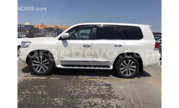 Buy Import Toyota Land Cruiser White Car in Import - Dubai in Ethiopia Buy Import Toyota Land Cruiser White Car in Import - Dubai in Ethiopia
