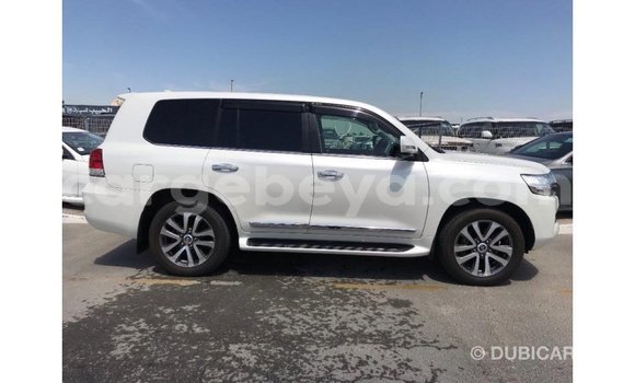 Buy Import Toyota Land Cruiser White Car in Import - Dubai in Ethiopia Buy Import Toyota Land Cruiser White Car in Import - Dubai in Ethiopia