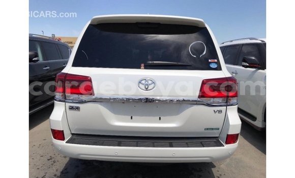 Buy Import Toyota Land Cruiser White Car in Import - Dubai in Ethiopia Buy Import Toyota Land Cruiser White Car in Import - Dubai in Ethiopia
