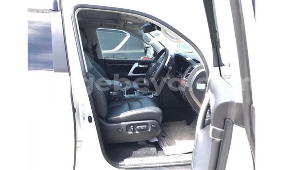 Buy Import Toyota Land Cruiser White Car in Import - Dubai in Ethiopia Buy Import Toyota Land Cruiser White Car in Import - Dubai in Ethiopia