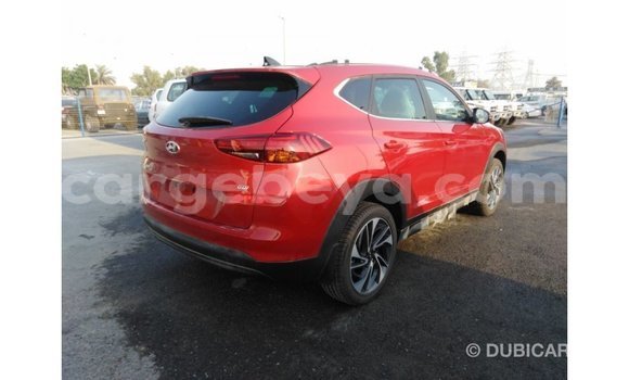 Imported Hyundai Tucson Red Makiinaa iti Import - Dubai keessatti Ethiopia keessatti Imported Hyundai Tucson Red Makiinaa iti Import - Dubai keessatti Ethiopia keessatti