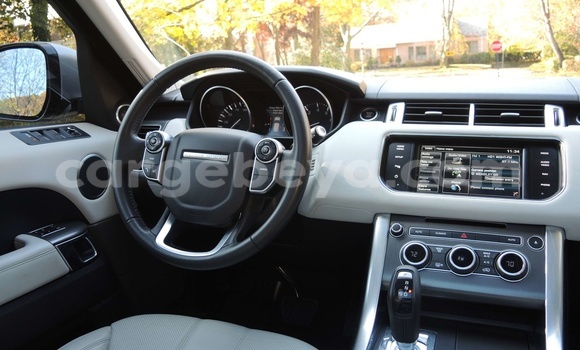 ይግዙ ያገለገለ Land Rover Range Rover ብር መኪና በ አዲስ አበባ በ ኢትዮጵያ ይግዙ ያገለገለ Land Rover Range Rover ብር መኪና በ አዲስ አበባ በ ኢትዮጵያ