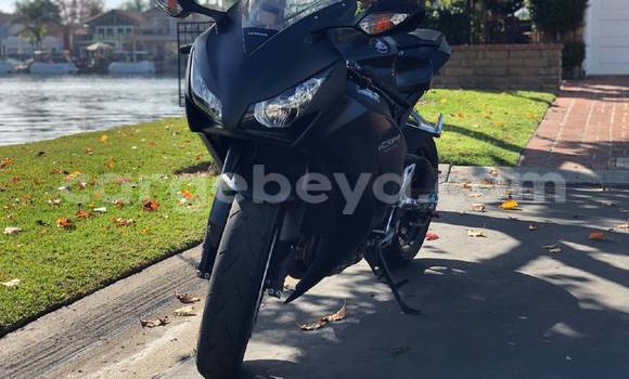 Buy Used Honda CBR 1000 RR Black Bike in Addis–Ababa in Ethiopia Buy Used Honda CBR 1000 RR Black Bike in Addis–Ababa in Ethiopia