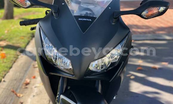 Buy Used Honda CBR 1000 RR Black Bike in Addis–Ababa in Ethiopia Buy Used Honda CBR 1000 RR Black Bike in Addis–Ababa in Ethiopia