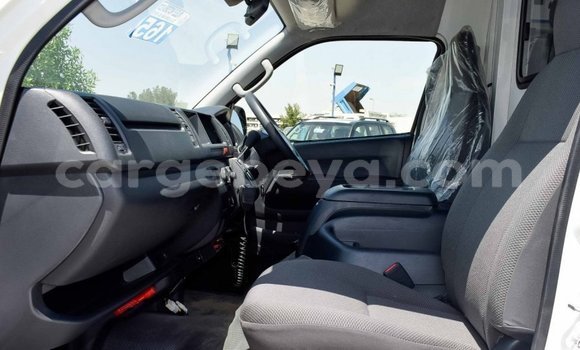 Buy New Toyota Hiace White Car in Abiy Adi in Tigray Buy New Toyota Hiace White Car in Abiy Adi in Tigray