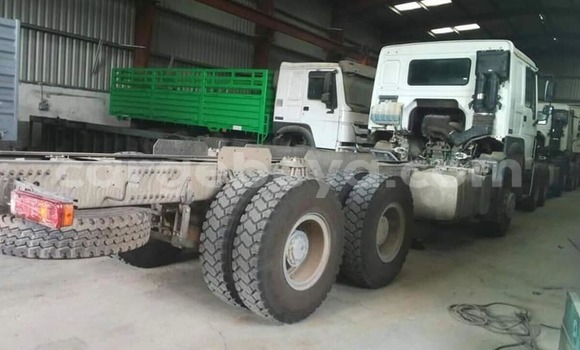Acheter Neuf Utilitaire Sino Howo Blanc à Addis Ababa, Ethiopie Acheter Neuf Utilitaire Sino Howo Blanc à Addis Ababa, Ethiopie