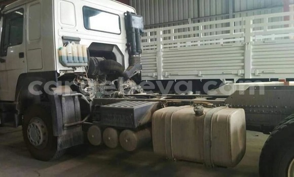 Acheter Neuf Utilitaire Sino Howo Blanc à Addis Ababa, Ethiopie Acheter Neuf Utilitaire Sino Howo Blanc à Addis Ababa, Ethiopie