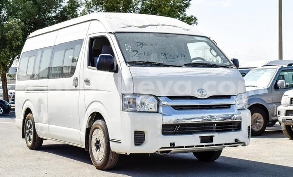 ይግዙ Imported Toyota Hiace ነጭ መኪና በ Import - Dubai በ ኢትዮጵያ ይግዙ Imported Toyota Hiace ነጭ መኪና በ Import - Dubai በ ኢትዮጵያ