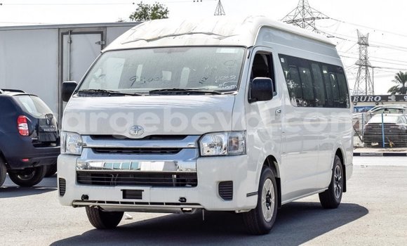 ይግዙ Imported Toyota Hiace ነጭ መኪና በ Import - Dubai በ ኢትዮጵያ ይግዙ Imported Toyota Hiace ነጭ መኪና በ Import - Dubai በ ኢትዮጵያ