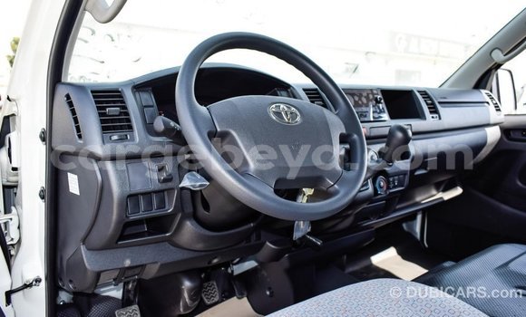 ይግዙ Imported Toyota Hiace ነጭ መኪና በ Import - Dubai በ ኢትዮጵያ ይግዙ Imported Toyota Hiace ነጭ መኪና በ Import - Dubai በ ኢትዮጵያ
