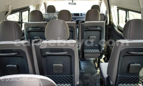 ይግዙ Imported Toyota Hiace ነጭ መኪና በ Import - Dubai በ ኢትዮጵያ ይግዙ Imported Toyota Hiace ነጭ መኪና በ Import - Dubai በ ኢትዮጵያ