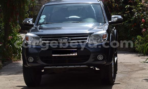 Buy Used Ford Everest Black Car in Addis–Ababa in Ethiopia Buy Used Ford Everest Black Car in Addis–Ababa in Ethiopia